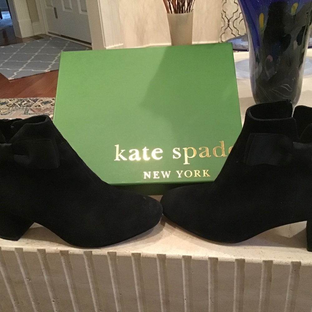 Kate Spade Langley black suede booties with bow size 7 CLOSET CLOSES 12/16